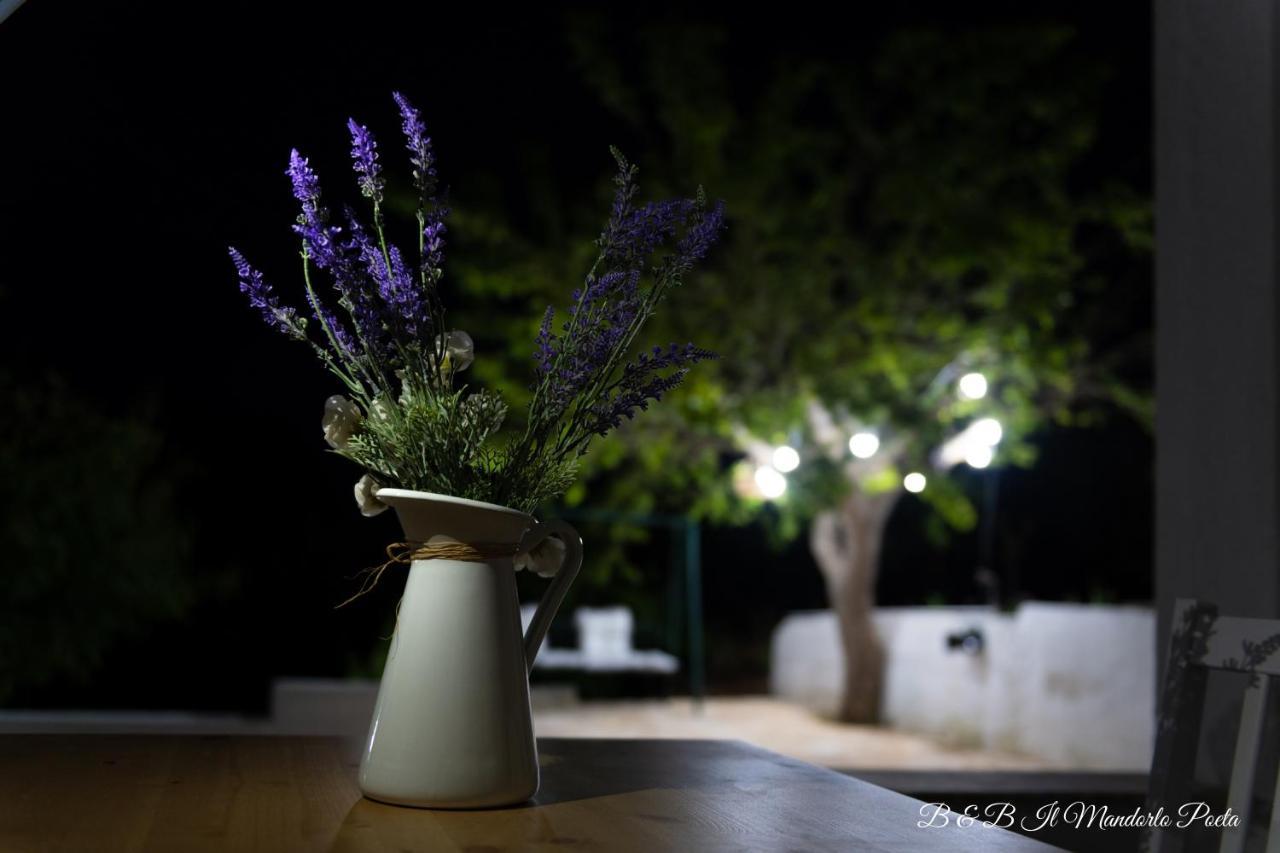 Bed and Breakfast Il Mandorlo Poeta Ostuni Exterior foto
