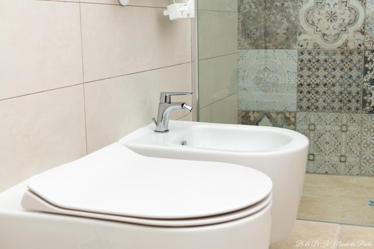 Bed and Breakfast Il Mandorlo Poeta Ostuni Exterior foto